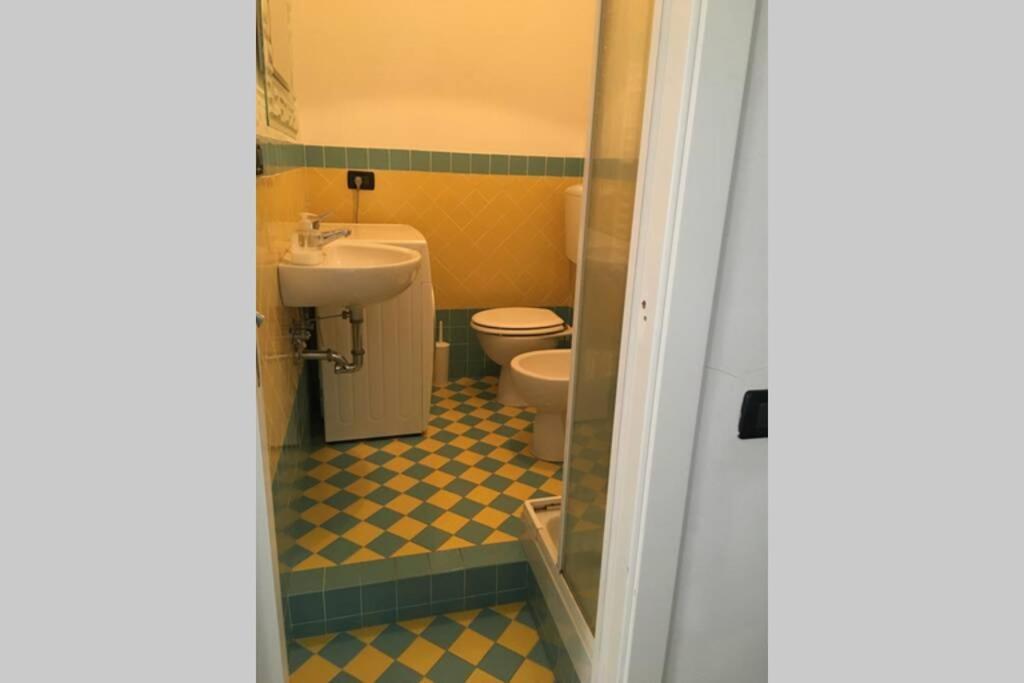 Splendido Appartamento Vista Mare レヴァント エクステリア 写真