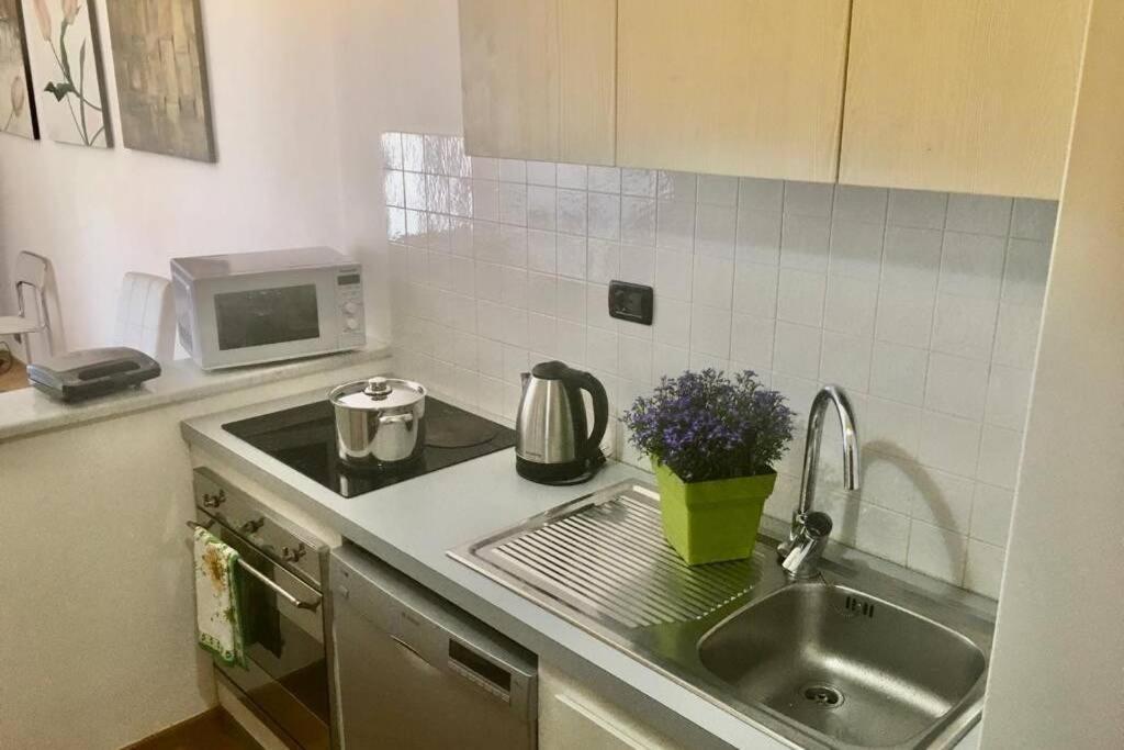 Splendido Appartamento Vista Mare レヴァント エクステリア 写真